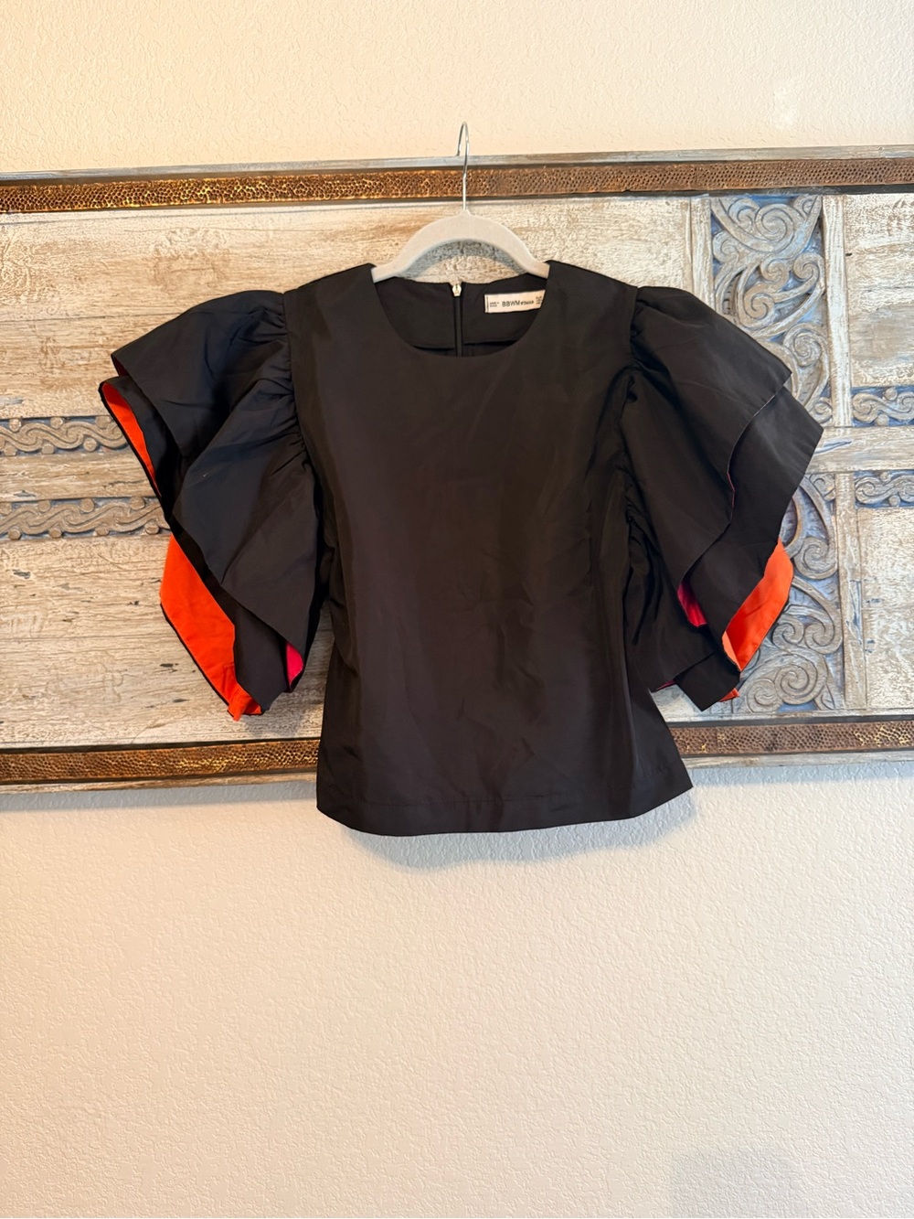 Statement Sleeve Top